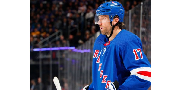 Blake Wheeler a retardé sa retraite d'un an Blake Wheeler a retardé sa retraite d'un an